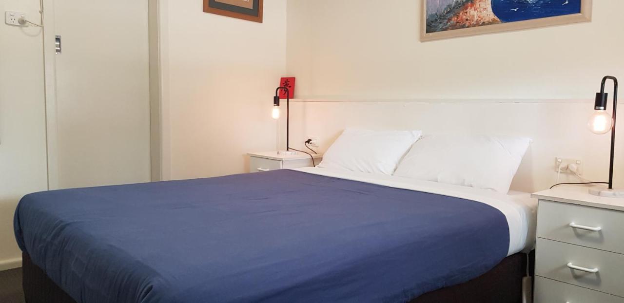 Clunes Motel Экстерьер фото