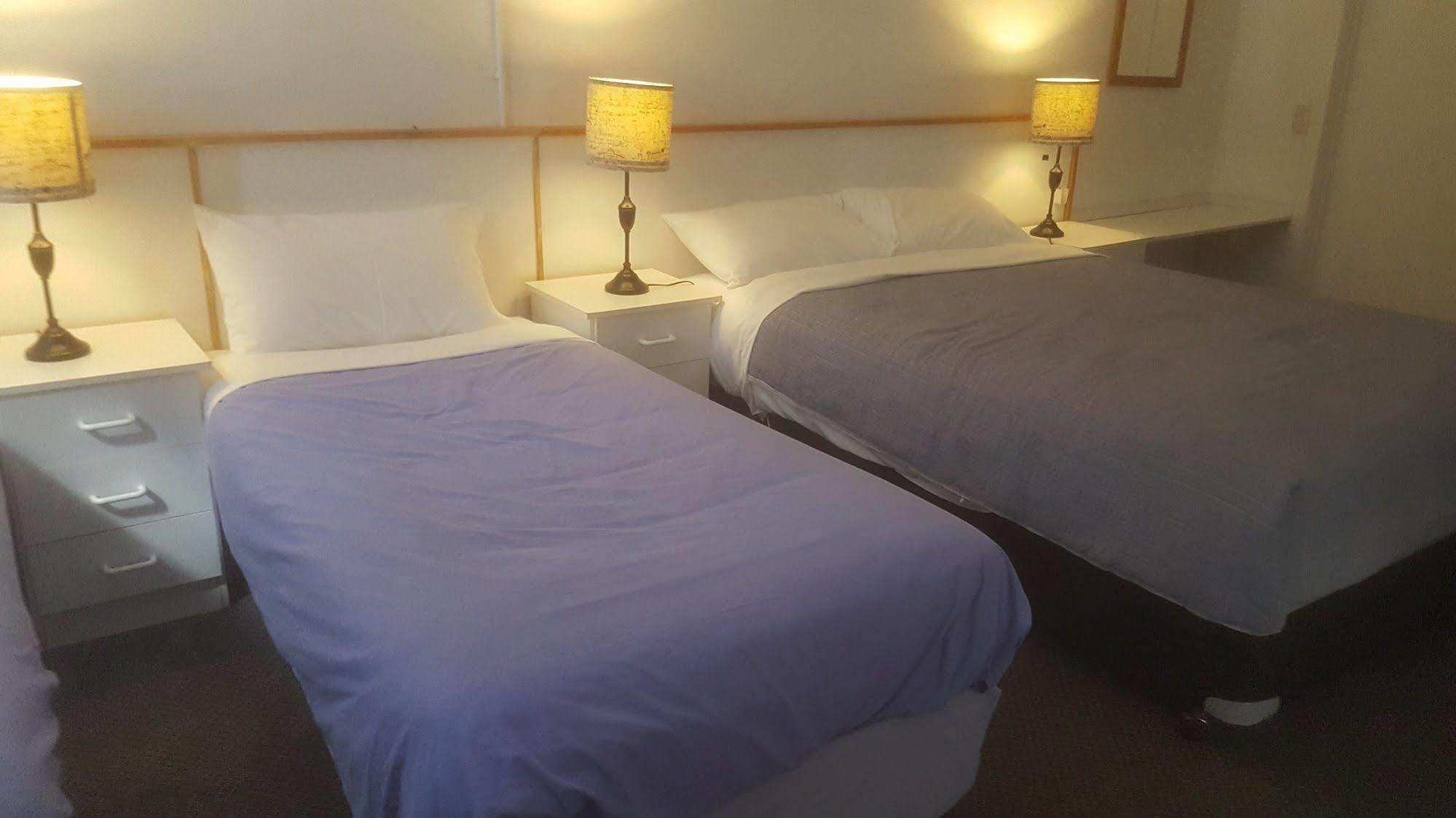 Clunes Motel Экстерьер фото